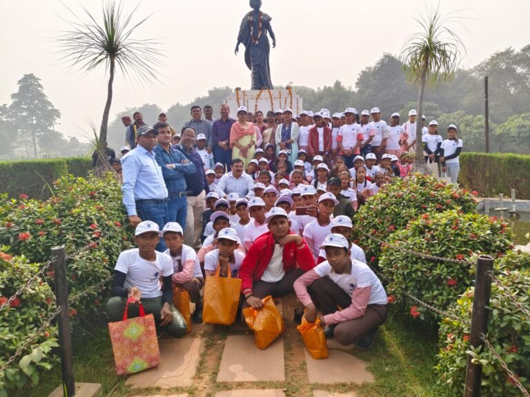 आरएए के तहत नौनिहालों ने ली  वैज्ञानिक तरीके से कृषि उत्पाद बढ़ाने की जानकारी