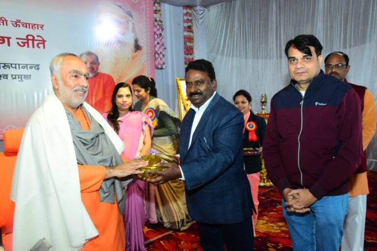 चिन्मया विद्यालय एनटीपीसी ऊंचाहार का 30वां स्थापना दिवस समारोह भव्यता और गरिमा के साथ संपन्न