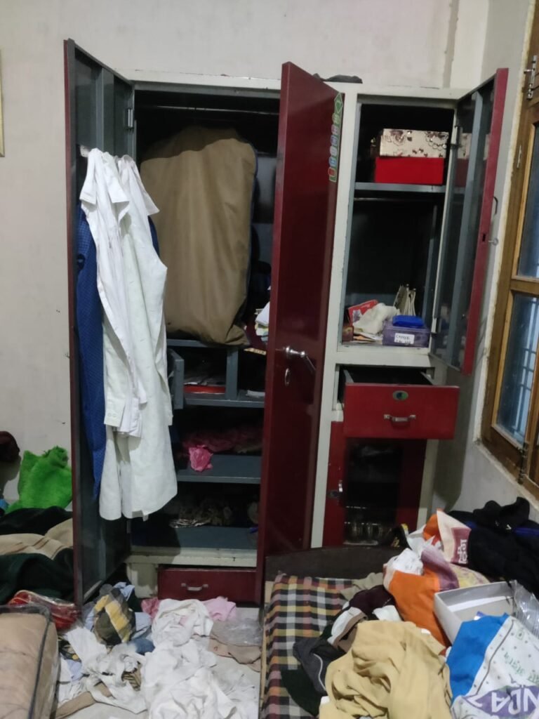 कस्बा के एक मकान से नकदी समेत 10 लाख की चोरी। जांच में जुटी पुलिस