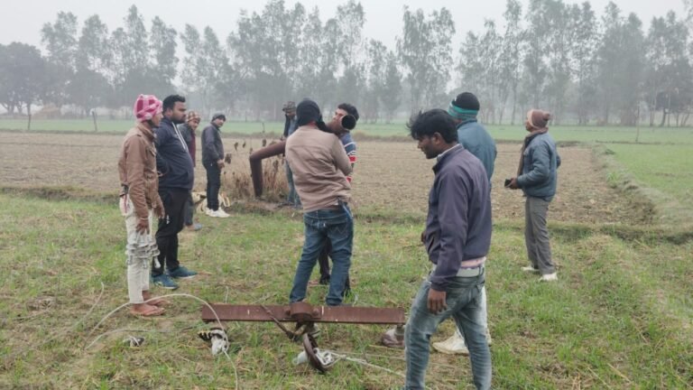 डम्फर चालक ने तोड़े पांच पोल, अंधेरे में रही  छत्तीस घंटे 75 हजार आबादी,श
