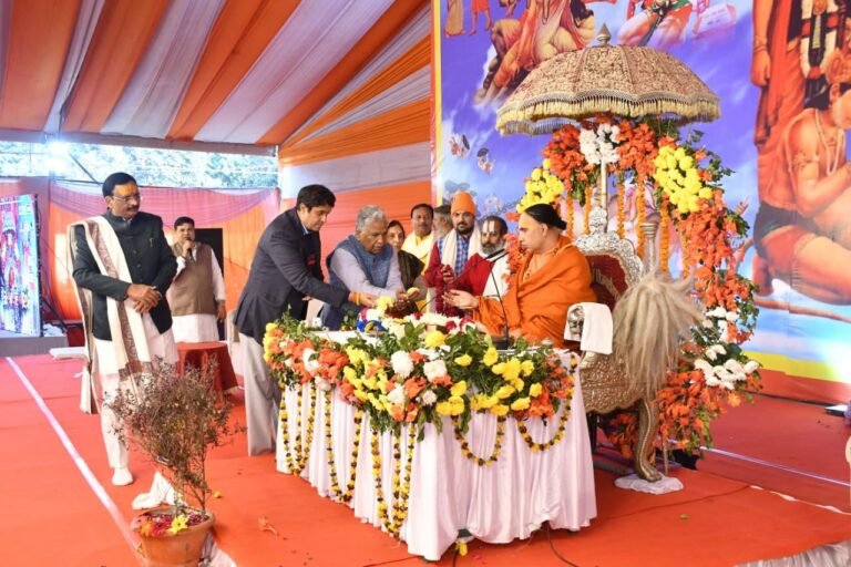 भगवान राम व सीता का विवाह संपन्न होते ही जयकारों से गूंज उठा पांडाल