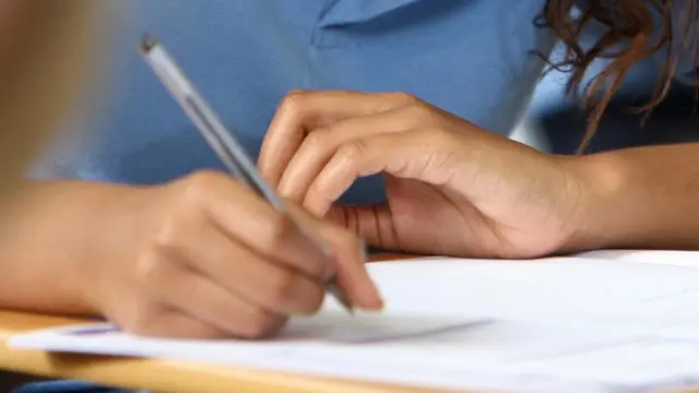 118764747 hi017003164.jpg बीए पांचवें सेमेस्टर की परीक्षा व बी.ए थर्ड सेमेस्टर की परीक्षा 25 नवंबर से शुरू