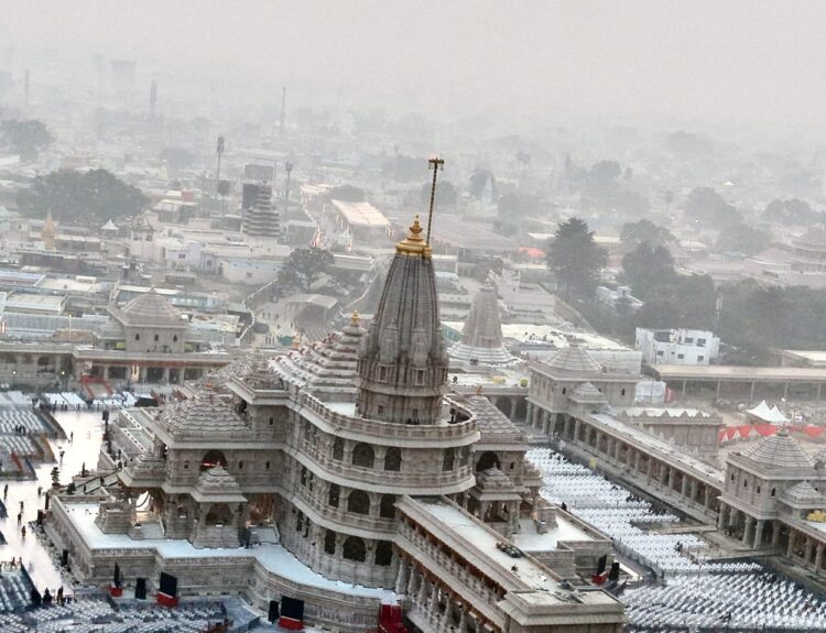 IMG 20251125 WA0032 अयोध्या में श्री राम मंदिर पर धर्म ध्वज फहराने से पूर्व आई यूपी के सीएम की प्रतिक्रिया