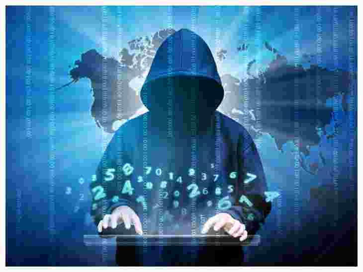 compressed image2025 11 10 03 41 13.930208 1 जल्दी पैसा कमाने में तीन हजार लोगों ने गंवा दिए 50 लाख