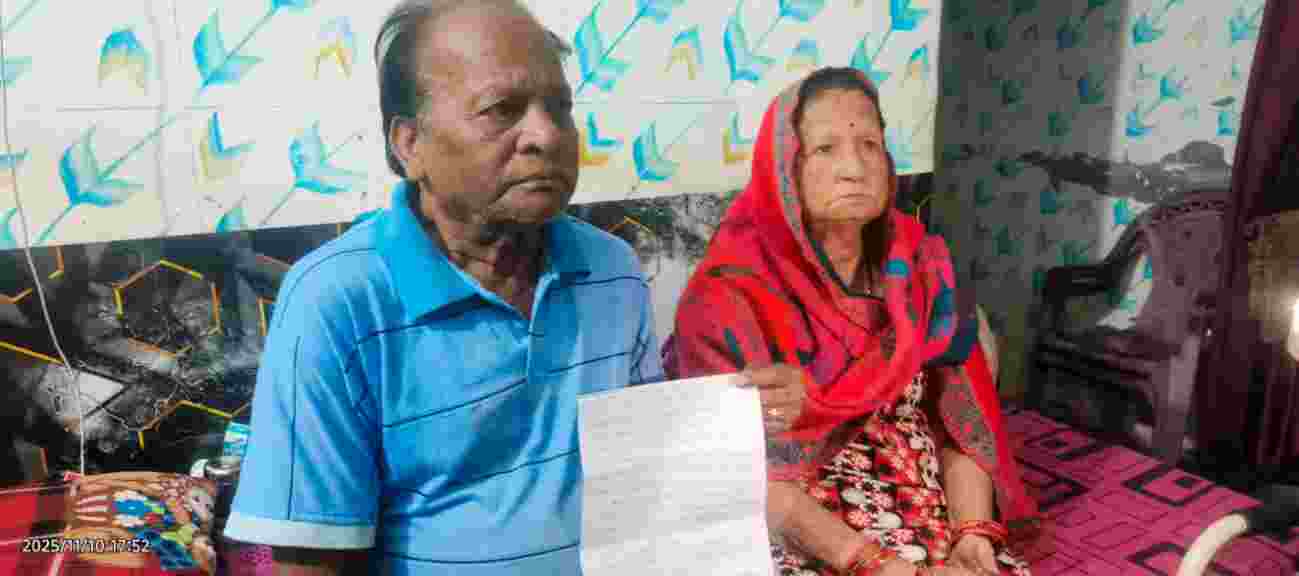 compressed image2025 11 10 22 07 22.063646 जेवरात साफ करने के नाम पर टप्पेबाजों ने उड़ाए एक लाख के आभूषण