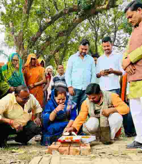 compressed image2025 11 10 22 26 15.353218 जिला पंचायत अध्यक्ष रंजना चौधरी ने किया विकास कार्य का शिलान्यास