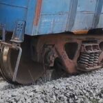 juhg रायबरेली के अरखा में मालगाड़ी हुई डीरेल, मचा हड़कंप