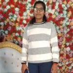 शिवानी का शव गांव पहुंचा, बिलख कर रो पड़े लोग