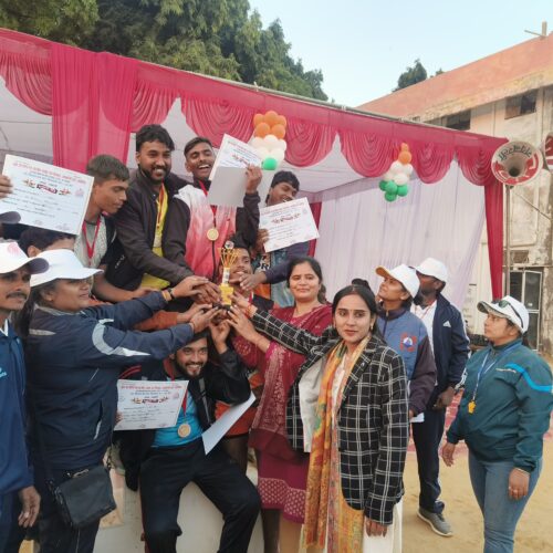 IMG 20251205 WA0301 खिलाड़ियों को विधायक ने किया सम्मानित