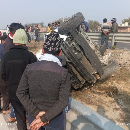 IMG 20260115 WA0253 रायबरेली के कुचरिया ओवरब्रिज पर भीषण सड़क हादसा, कार पलटने से कई गंभी घायल