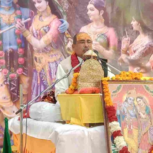 compressed image2026 01 19 10 44 29.514361 ज्ञानी पुरुष की उम्र नहीं देखी जाती उसे प्रणाम करना चाहिए-राघवेंद्र महाराज