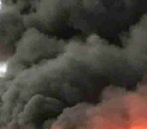 केमिकल ड्रम फटने से 30 से अधिक कर्मचारी झुलसे, मचा हड़कंप