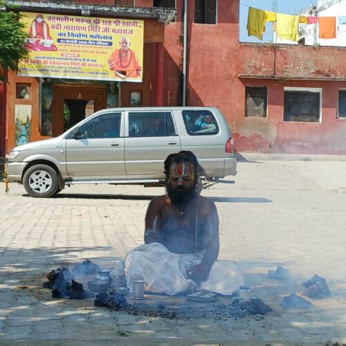IMG 20260326 WA0098 सीहोर के महंत उद्धवदास अयोध्या धाम की यात्रा पर, डलमऊ में किया विश्राम