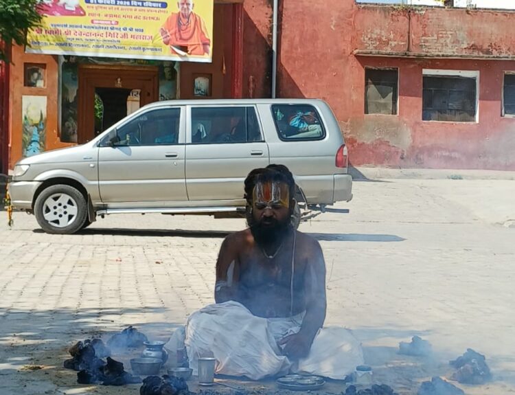 IMG 20260326 WA0098 सीहोर के महंत उद्धवदास अयोध्या धाम की यात्रा पर, डलमऊ में किया विश्राम