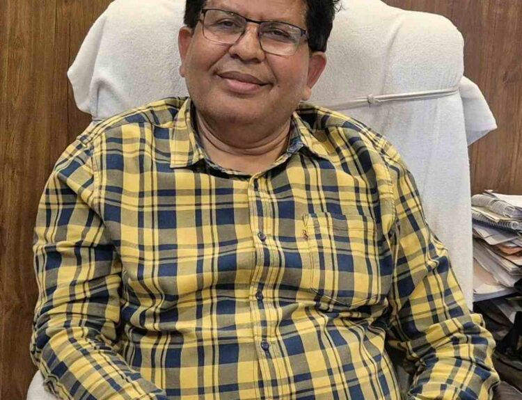compressed image2026 03 10 20 42 42.714060 डीआरडीए के परियोजना निदेशक सतीश प्रसाद मिश्र को सीडीओ पद पर पदोन्नति