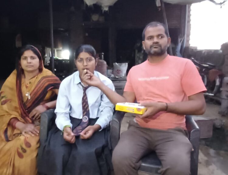 IMG 20260423 WA0163 चाट विक्रेता की बेटी ने प्रदेश में आठवां स्थान पाकर रचा इतिहास