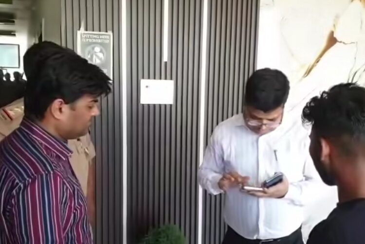 Screenshot 20260616 211821 लालगंज में OYO होटल पर प्रशासन का एक्शन, दस्तावेज न मिलने पर सील