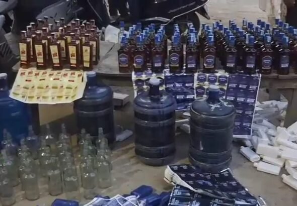 6aae10742ef36-patna-fake-liquor-factory-busted-193250977-16x9